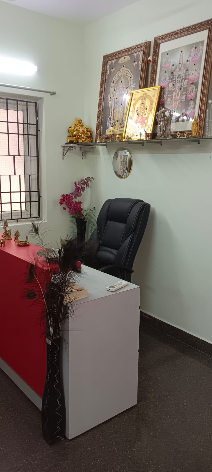 Service Image